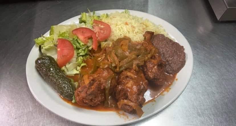 Pollo guisado